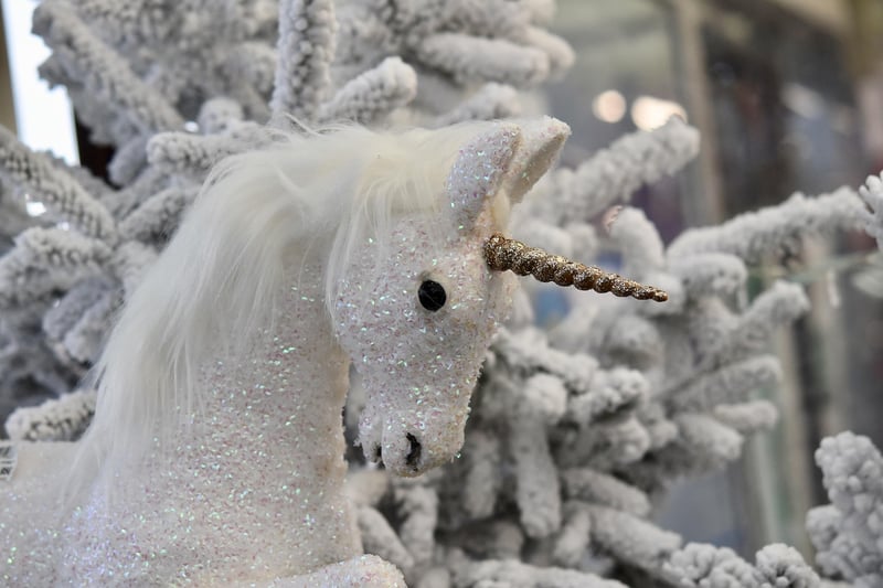 Unicorn Cake Pops
